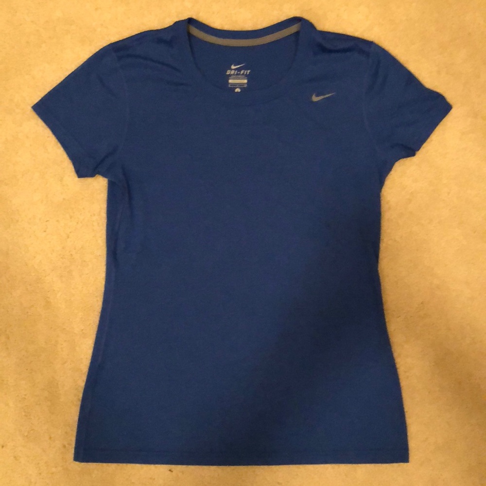 Ladies Nike workout shirt